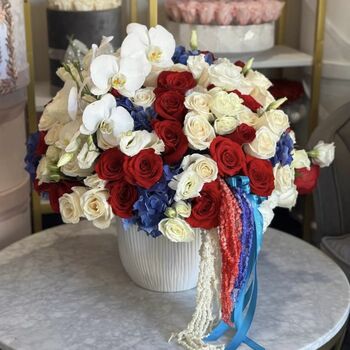 Stars & Blooms – 4th of July Edition