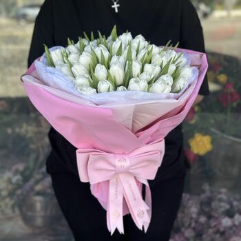 Bouquet of 80 tulips
