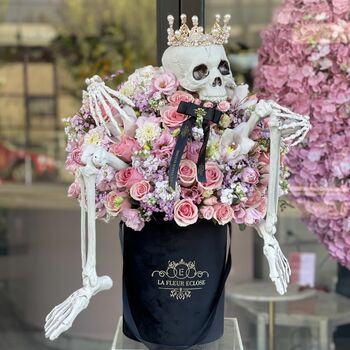 Romantic skeleton